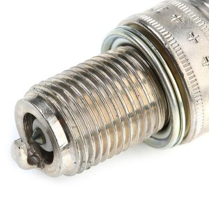 Свеча зажигания IW27 DENSO