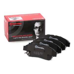 Комплект тормозных колодок, диско P83034 BREMBO