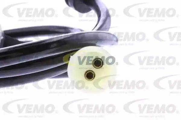 Датчик, частота вращения колеса V24-72-0031 VEMO