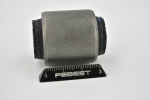 Сайлентблок - втулка амортизатора подвески MAB-049 FEBEST