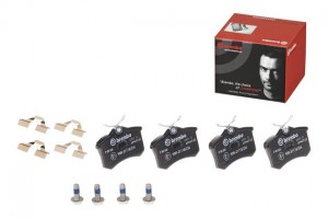 Комплект тормозных колодок, диско P85020 BREMBO
