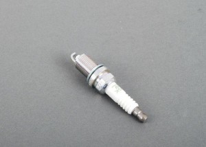 Свеча зажигания ZFR6F11G NGK NTK