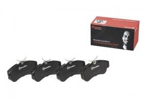 Комплект тормозных колодок, диско P56022 BREMBO