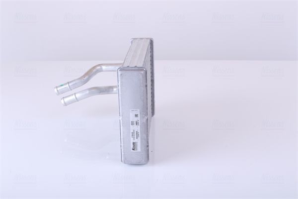 Теплообменник, отопление салона 77610 NISSENS