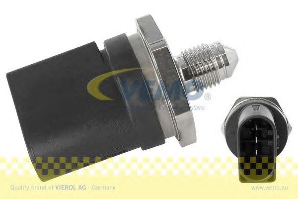 Датчик, давление подачи топлива V10-72-1105 VEMO