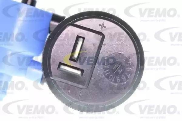 Втулка уплотнительная жгута проводов V10-08-0205 VEMO