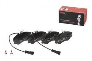 Комплект тормозных колодок, диско P85018 BREMBO