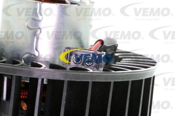 вентилятор салона V20-03-1118 VEMO