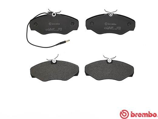 Комплект тормозных колодок, диско P68026 BREMBO