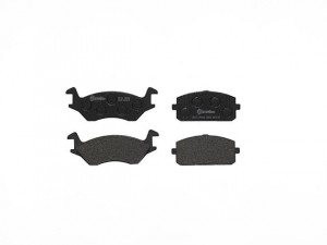 Комплект тормозных колодок, диско P 83 004 BREMBO