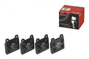 Комплект тормозных колодок, диско P 23 001 BREMBO