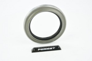 Сальник ступицы колеса TOS-002 FEBEST