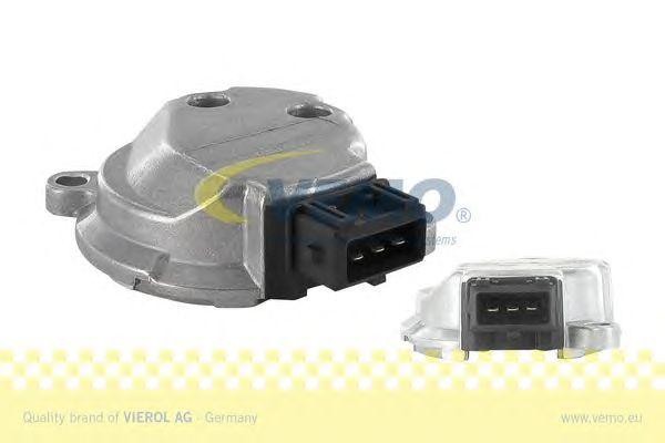 Датчик, управляющий импульс V10-72-0977 VEMO