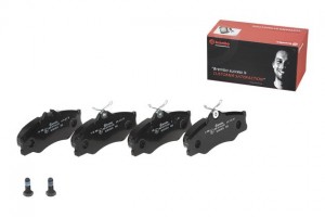 Комплект тормозных колодок, диско P85008 BREMBO