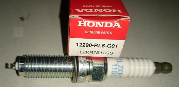 Свеча зажигания 12290RL6G01 HONDA