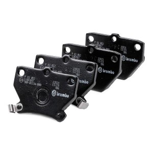 Комплект тормозных колодок, диско P83052 BREMBO