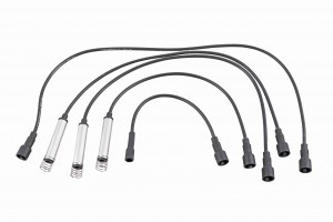 Ккомплект проводов зажигания V40-70-0030 VEMO
