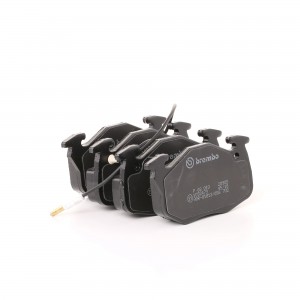 Комплект тормозных колодок, диско P68010 BREMBO