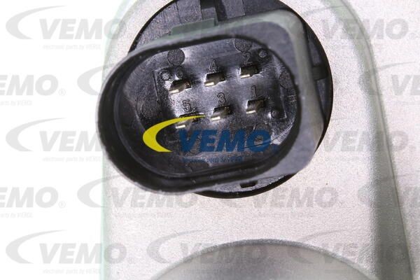Патрубок дроссельной заслонки V20-81-0001 VEMO