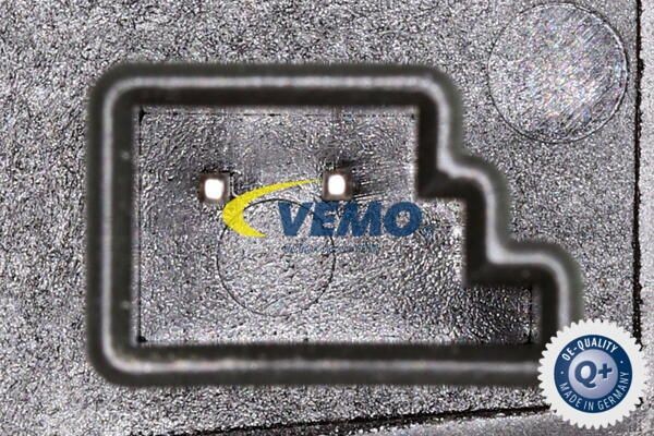 Термостат, охлаждающая жидкость V20-99-1258 VEMO