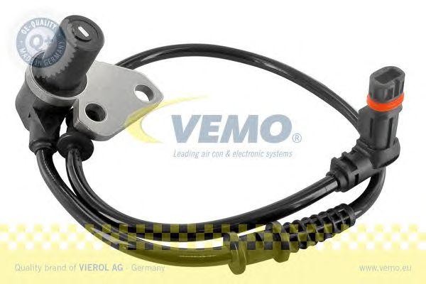 Датчик, частота вращения колеса V30720137 VEMO