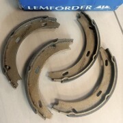 Комплект тормозных колодок 11065 01 LEMFORDER