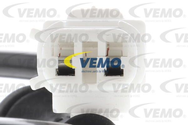 Генератор V951334700 VEMO
