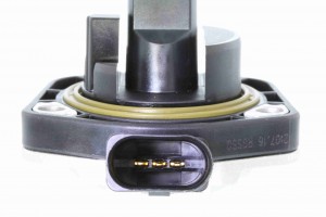 Датчик, уровень моторного масла V10-72-1097 VEMO