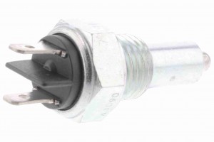 Датчик, температура охлаждающей жидкости V20-72-0436 VEMO