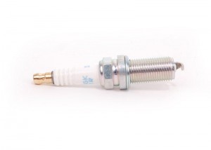 Свеча зажигания A0041591303 MERCEDES BENZ