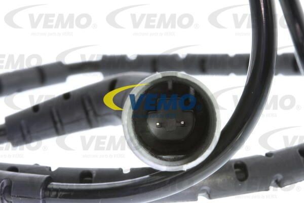 Датчик, частота вращения колеса V20-72-0490 VEMO
