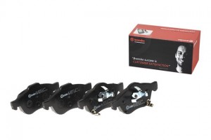 Комплект тормозных колодок, диско P83043 BREMBO