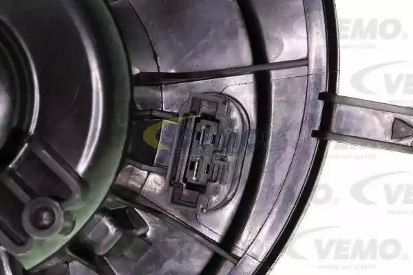 вентилятор салона V15-03-1917 VEMO