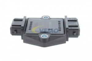 Коммутатор, система зажигания V10-70-0051 VEMO