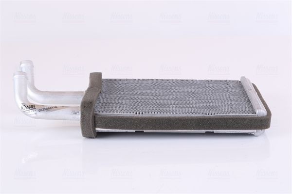 Теплообменник, отопление салона 77511 NISSENS