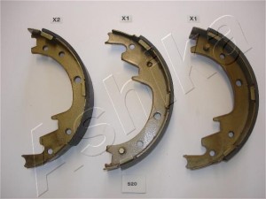 Комплект тормозных колодок 5505520 ASHIKA