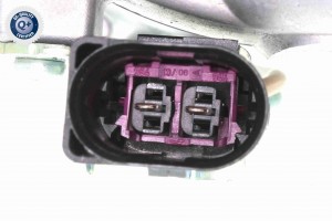 Компрессор, кондиционер V15-15-0002 VEMO