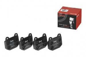 Комплект тормозных колодок, диско P59004 BREMBO