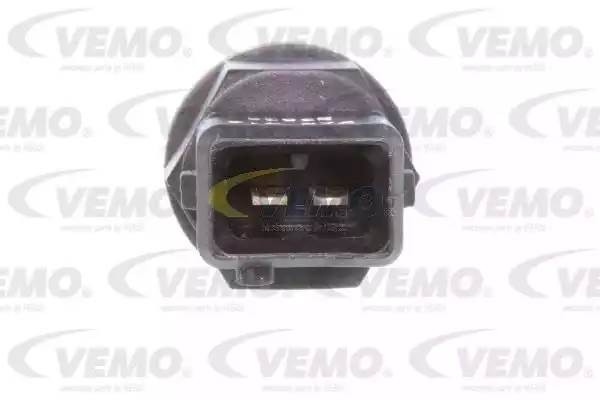 Датчик, температура впускаемого воздуха V20-72-0434 VEMO