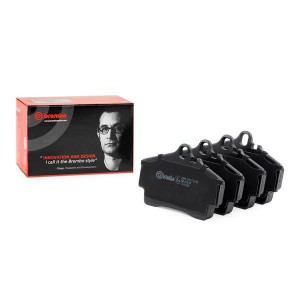 Комплект тормозных колодок, диско P65008 BREMBO