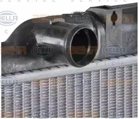 Радиатор, охлаждение двигател 8MK 376 724-671 HELLA