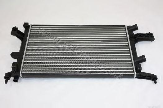 Радиатор, охлаждение двигател 3013000236 AUTOMEGA