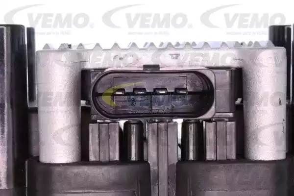 Катушка зажигания V10-70-0044 VEMO