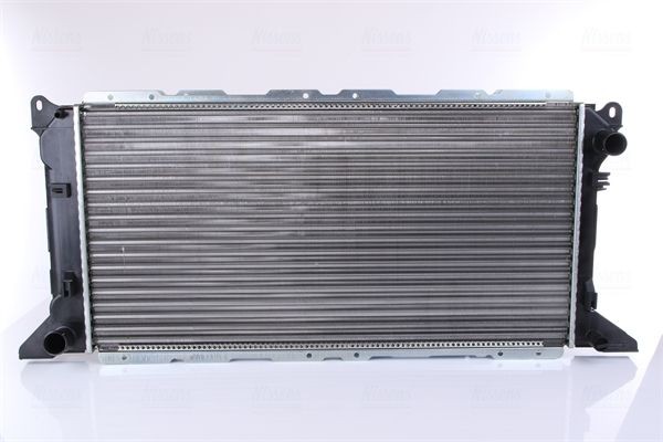 Радиатор, охлаждение двигател 62048 NISSENS