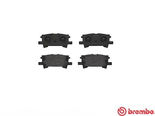Комплект тормозных колодок, диско P83068 BREMBO