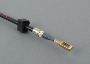 Трос ручного тормоза A9044200385 MERCEDES BENZ