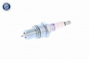 Свеча зажигания V99-75-0004 VEMO
