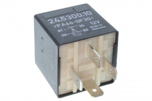 Реле, топливный насос V15-71-0018 VEMO