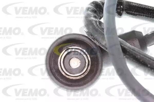 Датчик импульсов V30-72-0112 VEMO