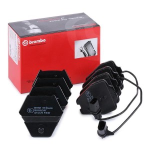 Комплект тормозных колодок, диско P85067 BREMBO